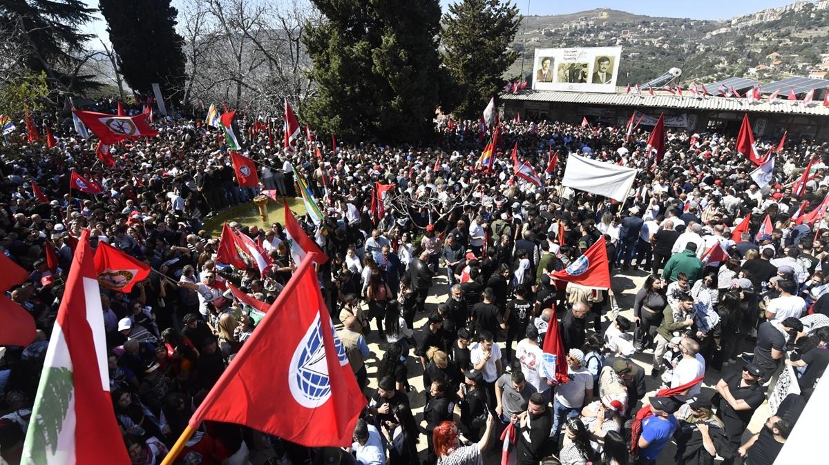 48 yldr sren anma trenine son verdiler! ara ynetimi ile aclar son buldu