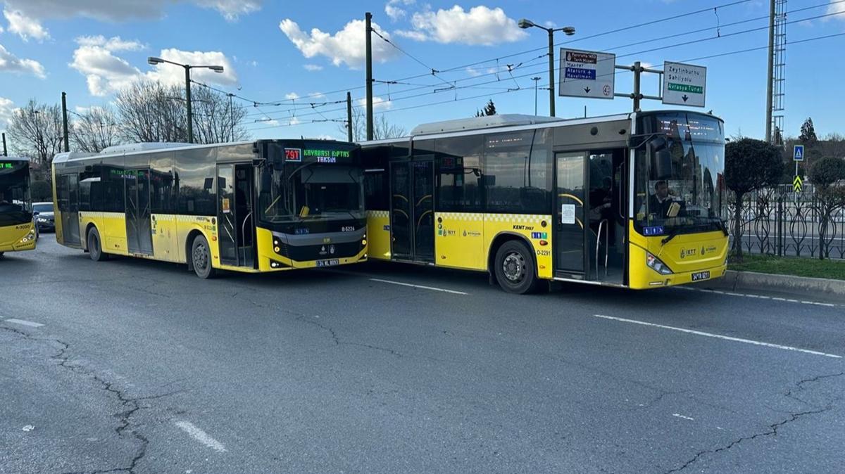 2 İETT otobüsü ulaşımı felç etti