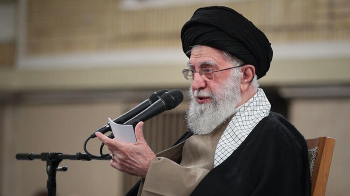 Hamaney ABD'ye resti ekti: Ar tokat yerler
