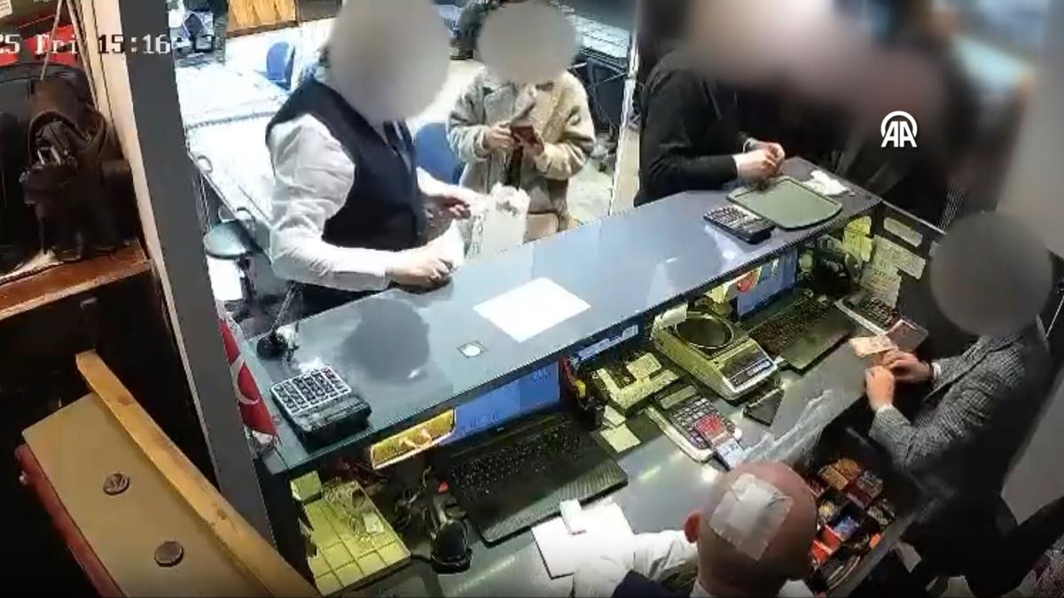 Kuyumcuya sahte altn satmaya alrken yakalandlar