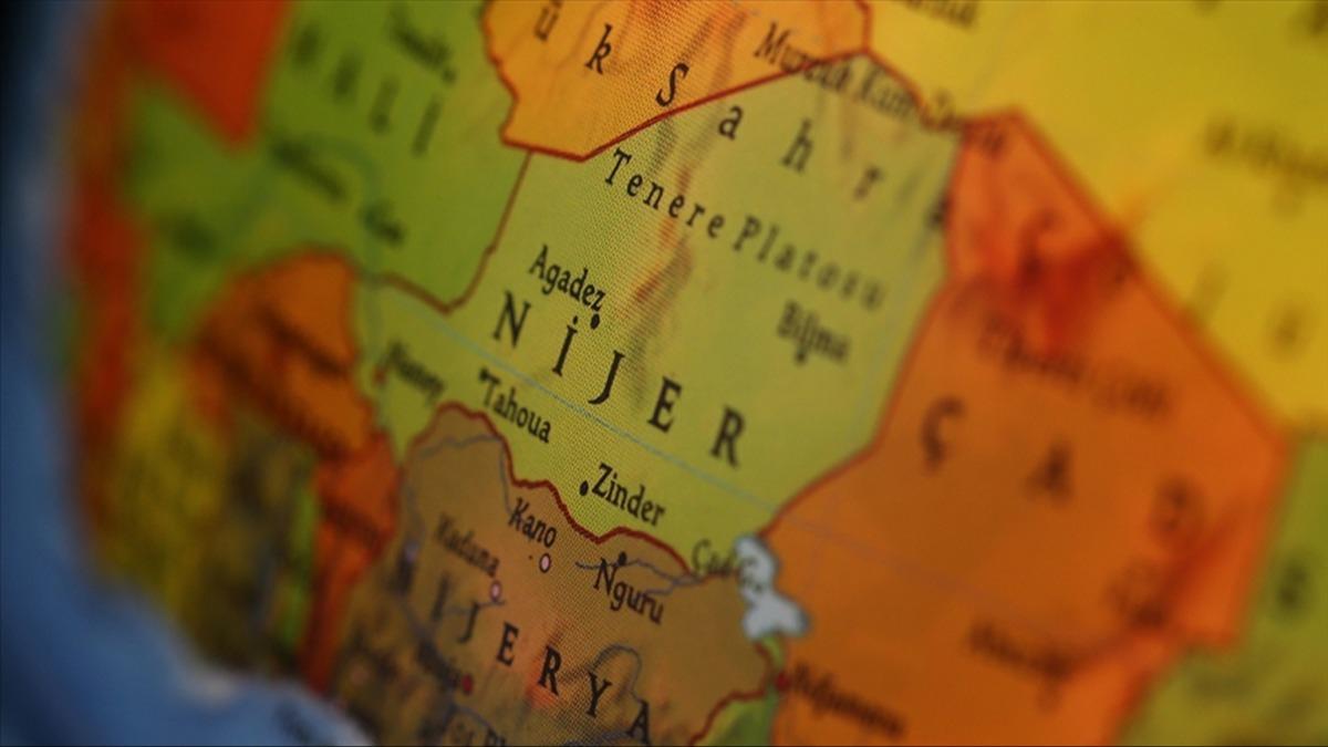 Nijer'de camiye terr saldrs! En az 44 kii hayatn kaybetti
