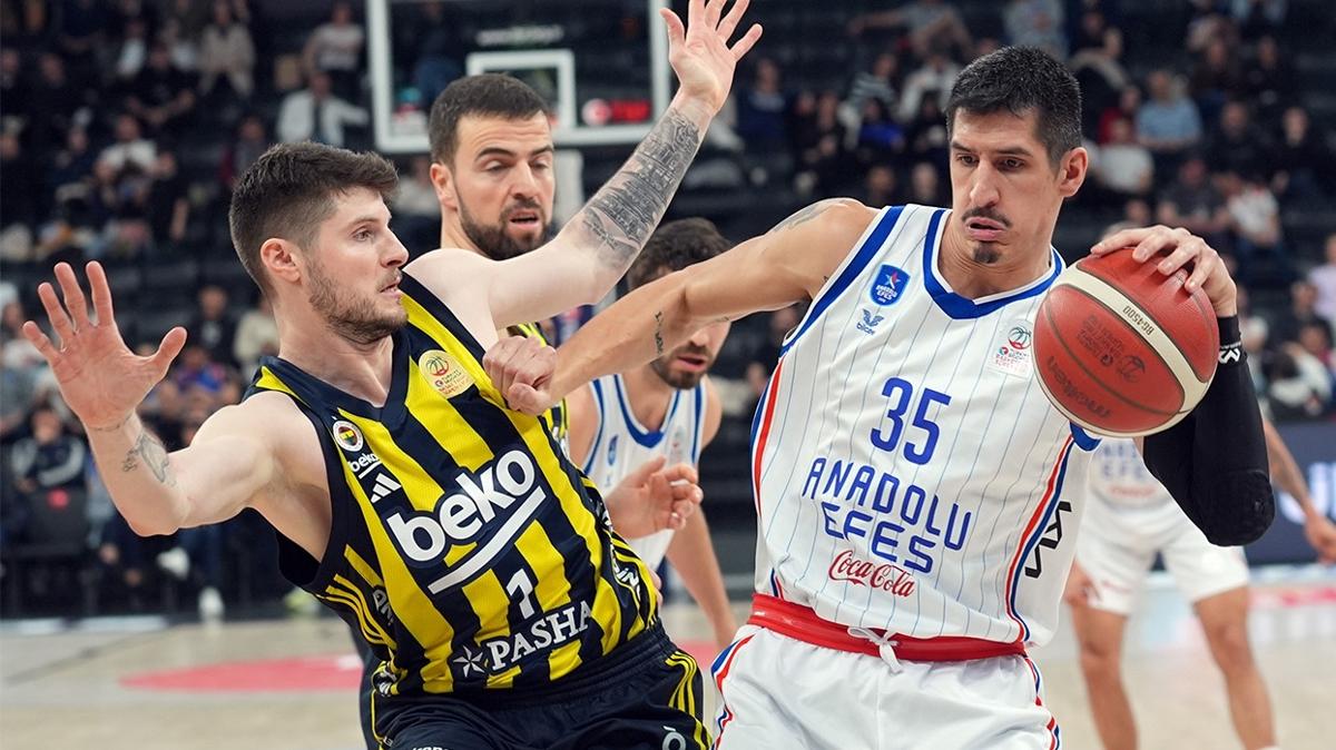 Fenerbahe Beko, Anadolu Efes'i son eyrekte geti