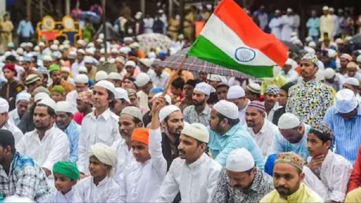 Hindistan'da Mslmanlar ayaa kalkt