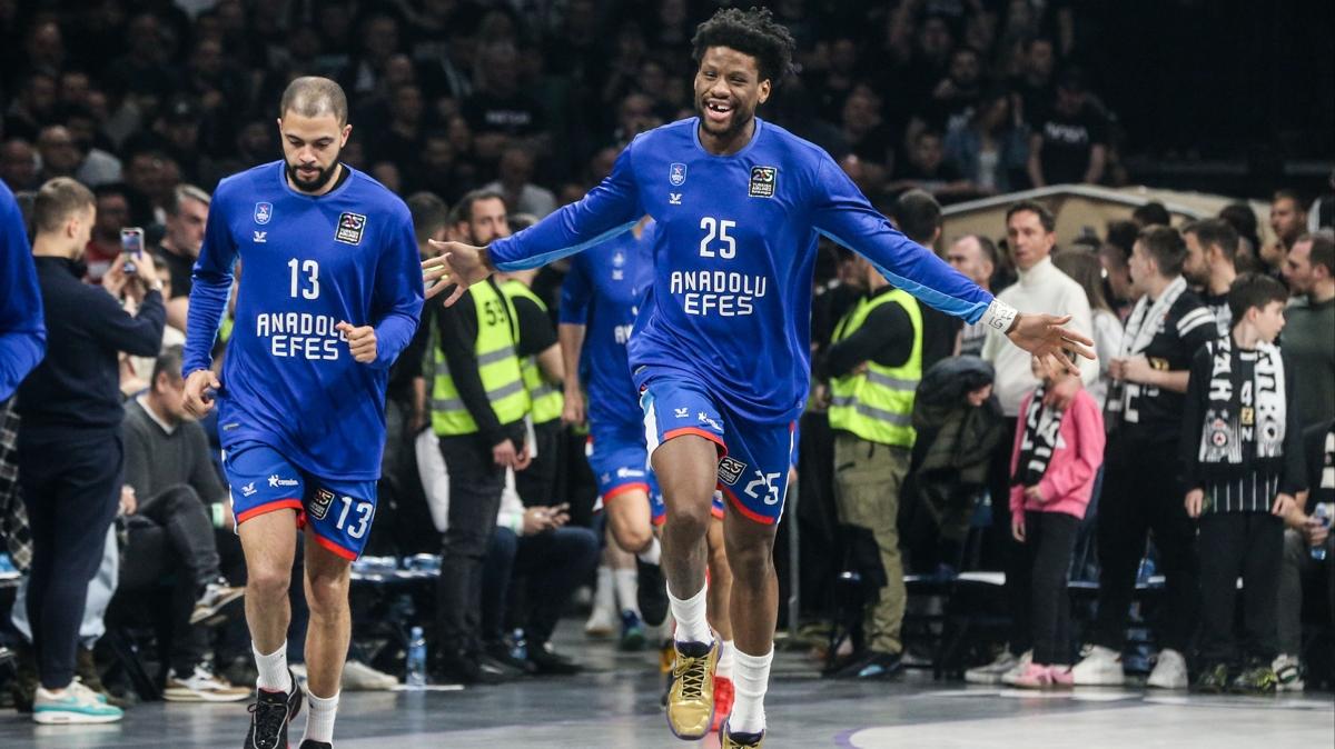 Anadolu Efes'in konuu Baskonia
