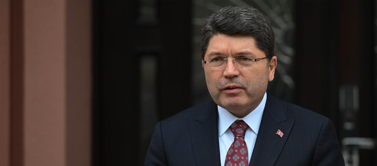 Bakan Tunç'tan net mesaj: Savunma sokakta değil yargı ile yapılır
