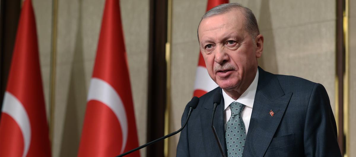 Üniversiteli gençlerle iftar! Cumhurbaşkanı Erdoğan: Sokak terörüne teslim olmayız