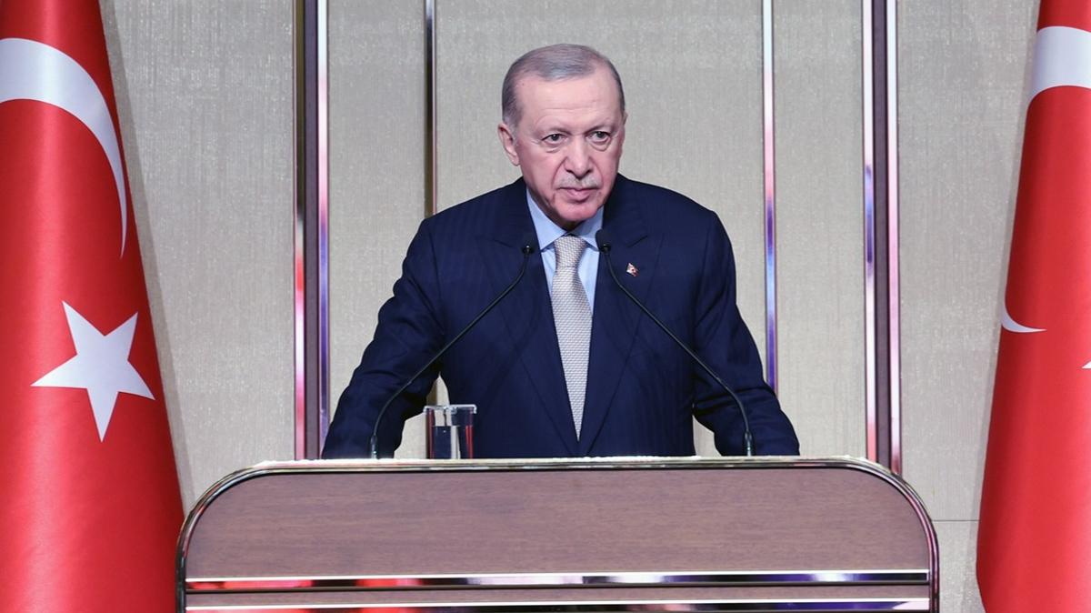 Cumhurbakan Erdoan'dan Muhsin Yazcolu mesaj