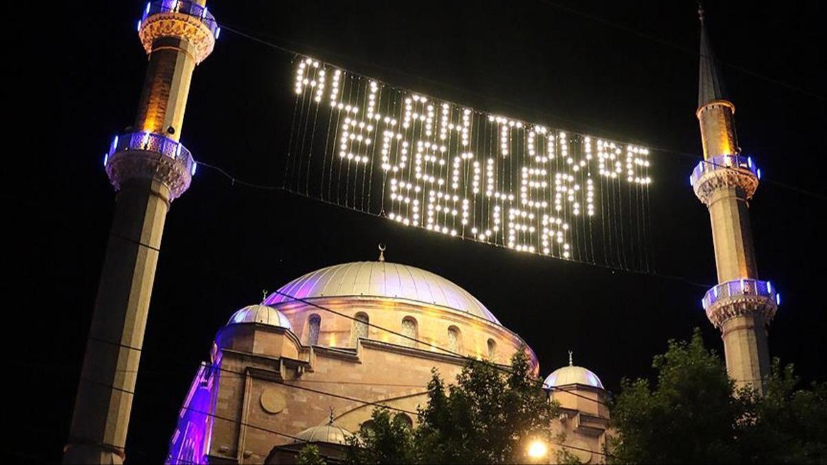 Kadir Gecesi yarn idrak edilecek