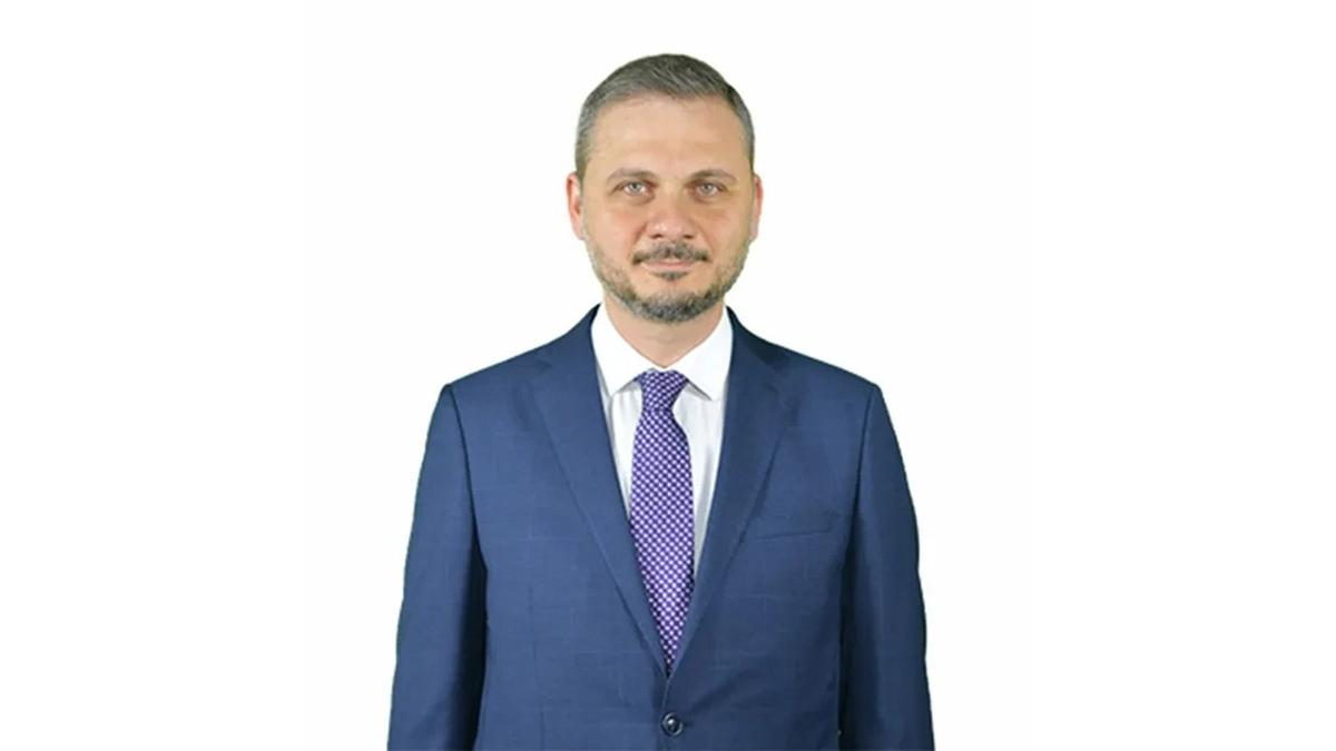 Beylikdz'nde CHP aday Serkan ebi bakanvekili seildi