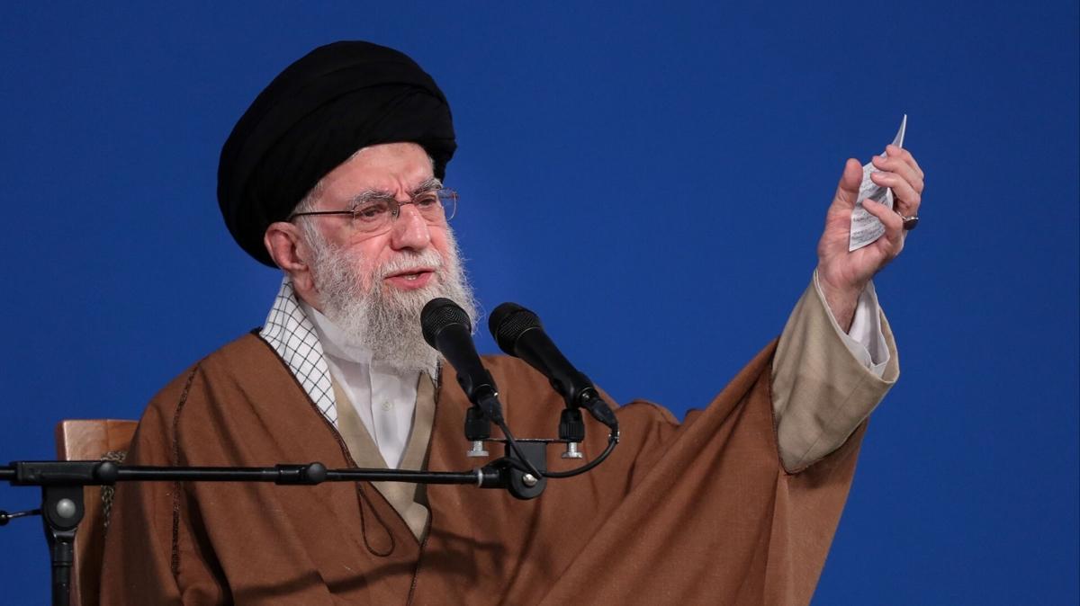 Hamaney'den bin 526 mahkum iin af karar 