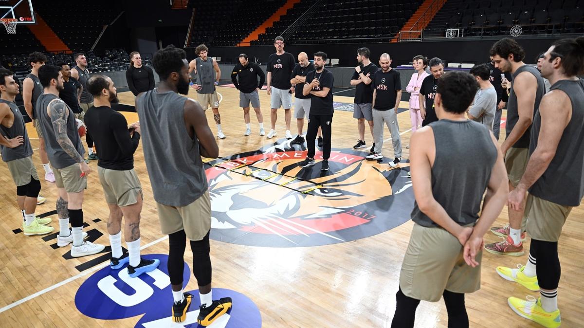 Mersin Spor, Fenerbahe Beko deplasmanna hazrlanyor