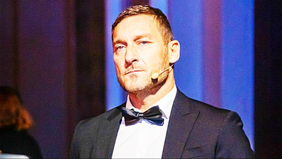 Francesco Totti'den Roma'ya mesaj: Geri dnebilirim