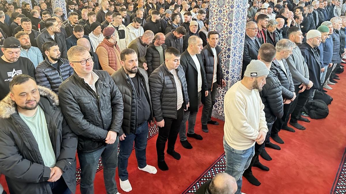 Stockholm'de bayram namaz klnd