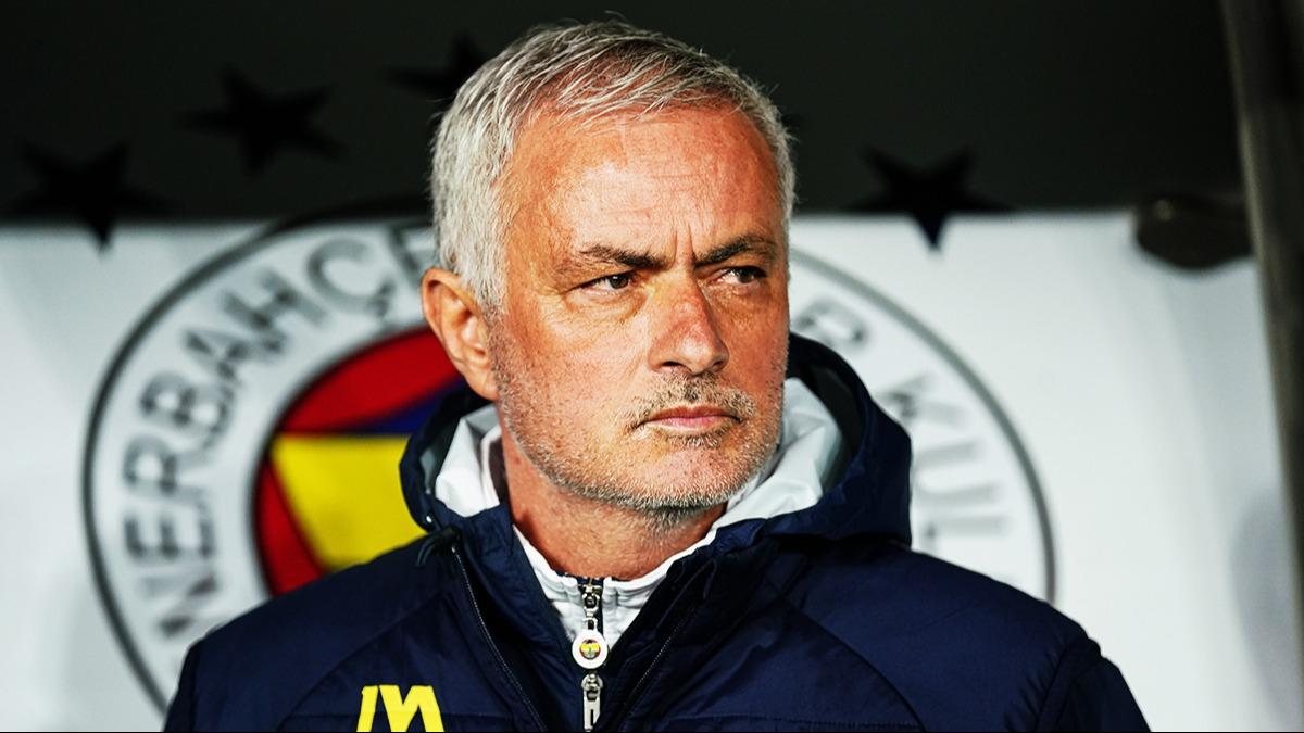 Fenerbahe'de byk belirsizlik! te Mourinho'nun durumu