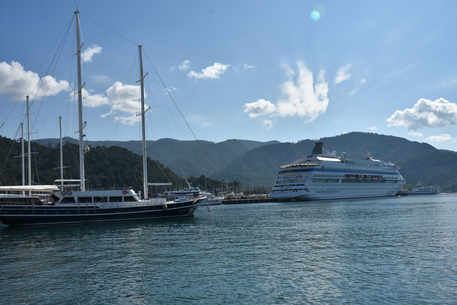 Marmaris'e sezonun ilk kruvaziyeri