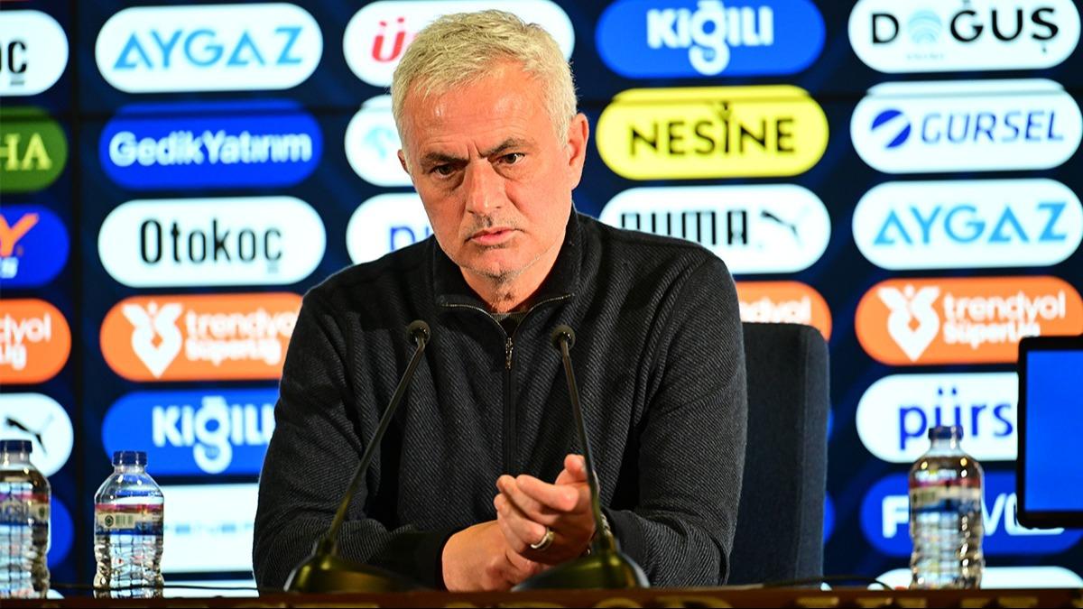 Jose Mourinho'dan Okan Buruk szleri! ''Eminim Hollywood'dan da izlenmitir''