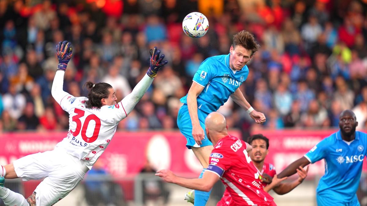 Napoli tek golle kazand