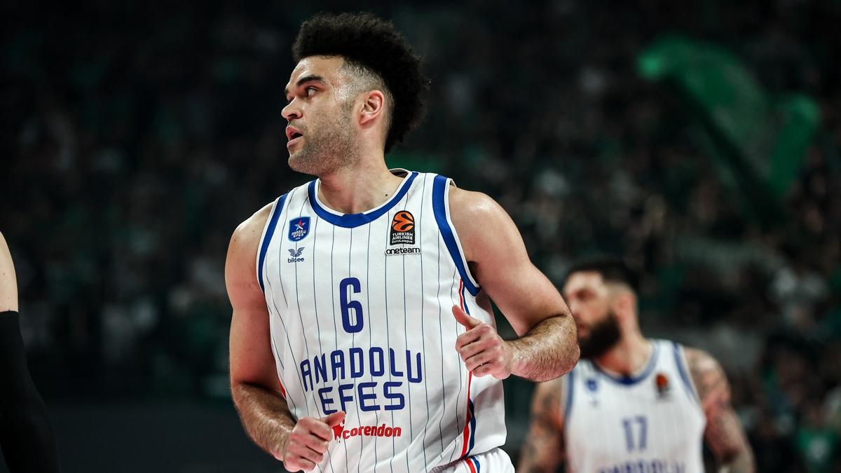 Anadolu Efes avantaj iin parkeye kacak