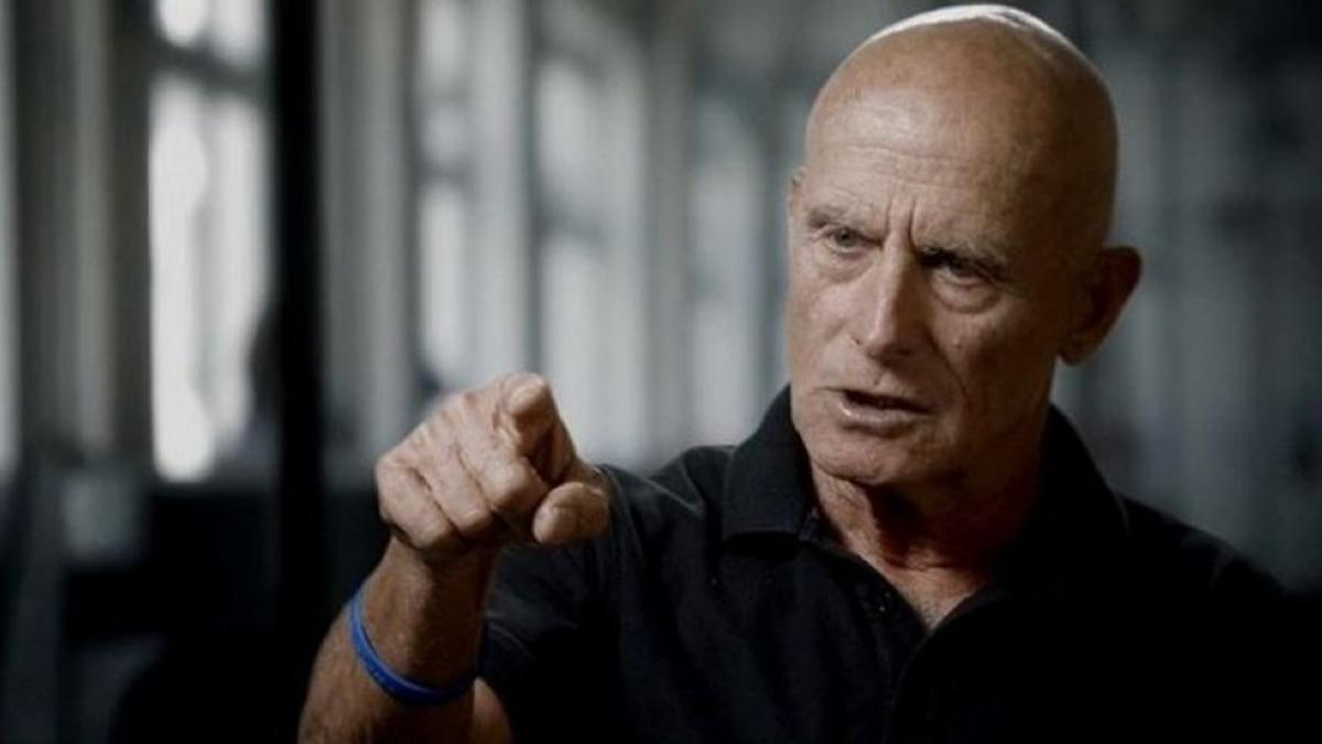 Eski in-Bet Direktr Ayalon, Tel Aviv'deki gsteride sivil itaatsizlik ars yapt