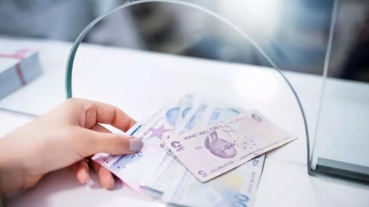 1 Mays'ta banka ve noterler? 1 Mays 2025 banka ve noterlerin alma saatleri nasl?