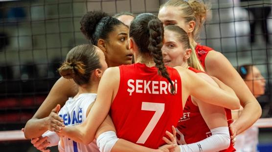 Aras Kargo Kadn Voleybol Takm'nda iki ayrlk