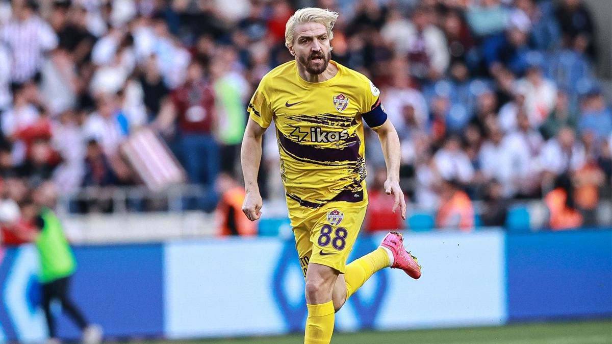 Futbolu brakaca ne srlmt! Caner Erkin'den aklama