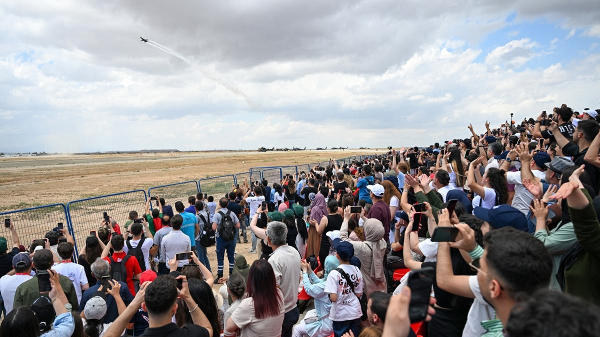 TRGEV, TEKNOFEST KKTC'de genlerle bulutu