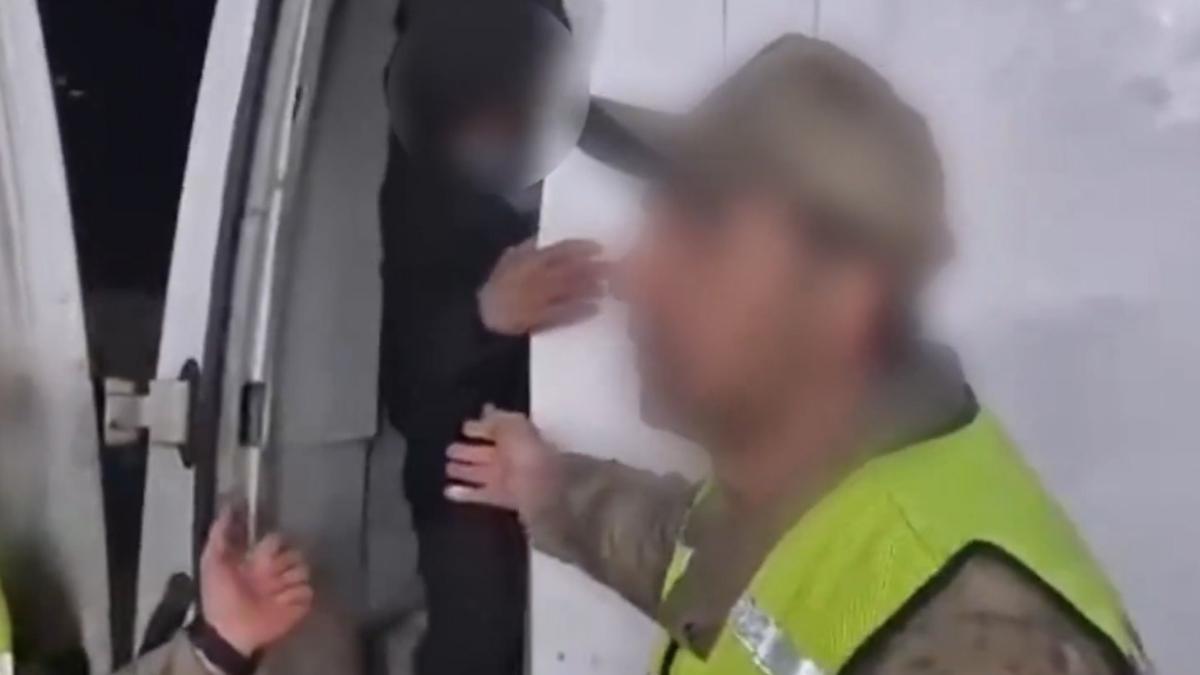 Trkiye genelinde denetim! 21 gmen kaakl organizatr yakaland