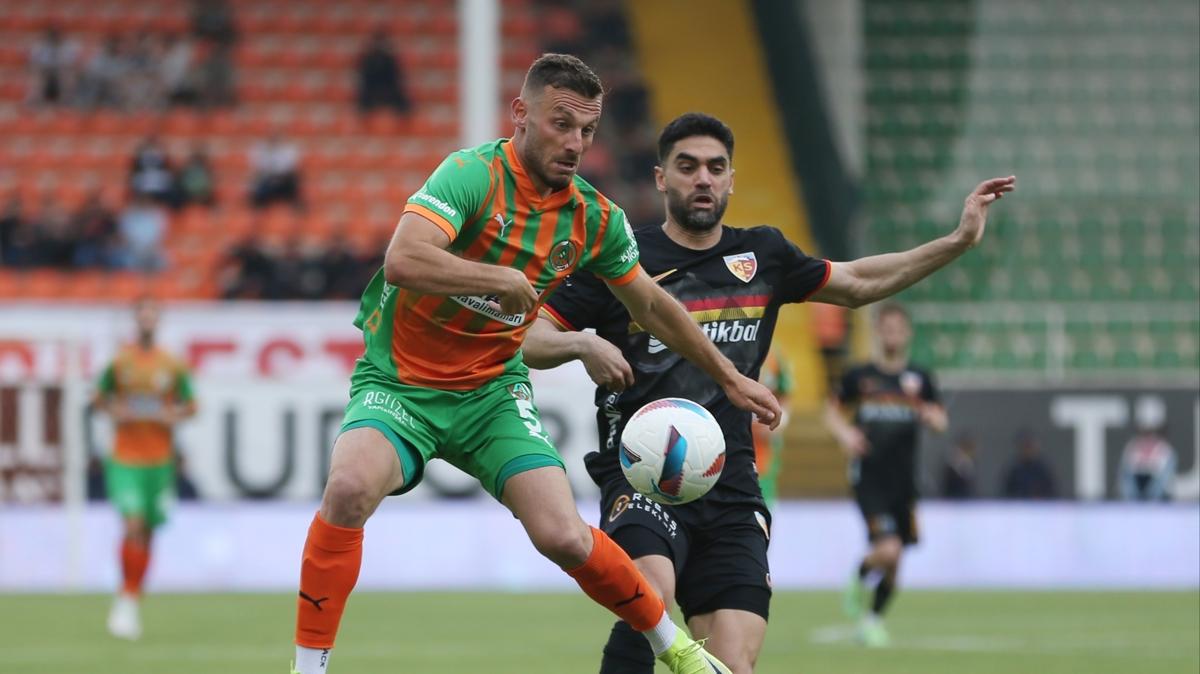 Alanyaspor ile Kayserispor puanlar paylat