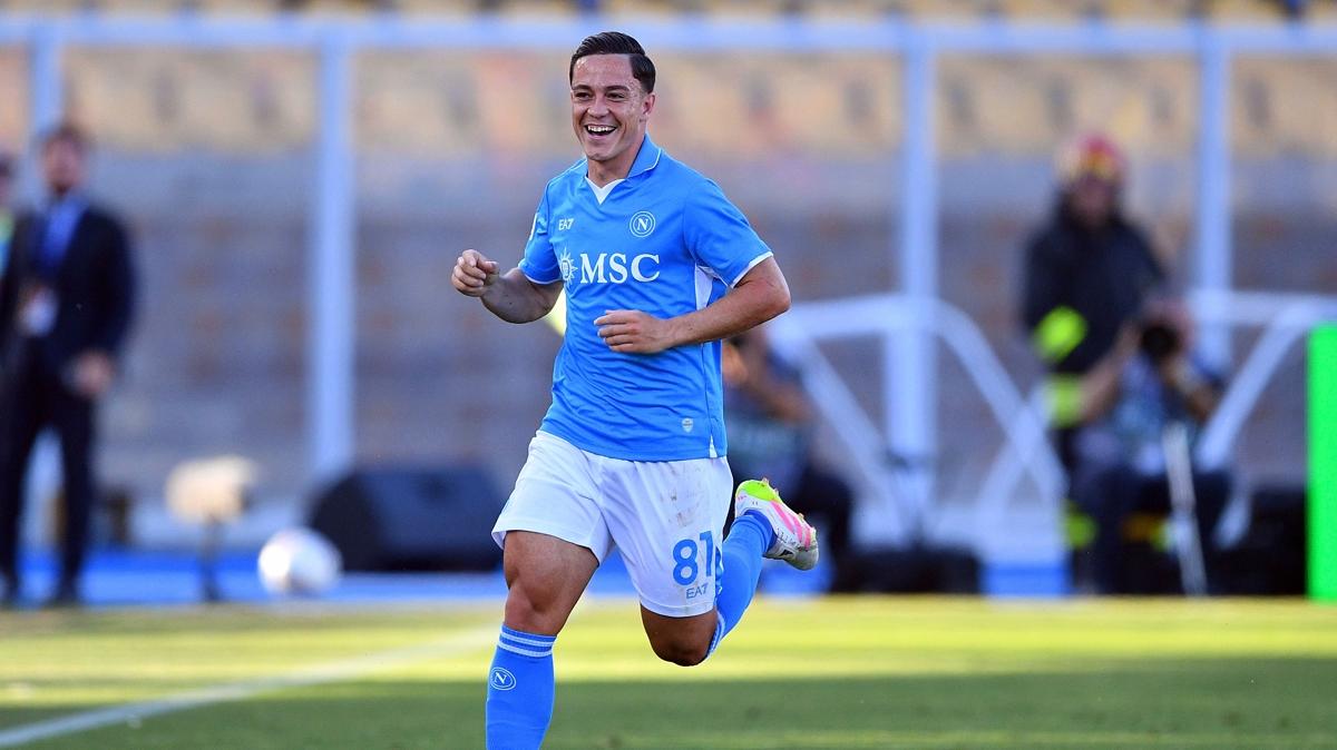 Napoli tek golle kazand