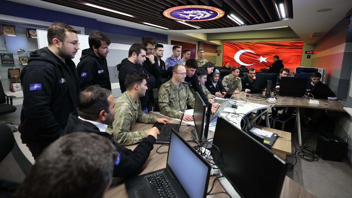 NATO tatbikatna Trkiye damgas! Jandarma'dan bir ilk