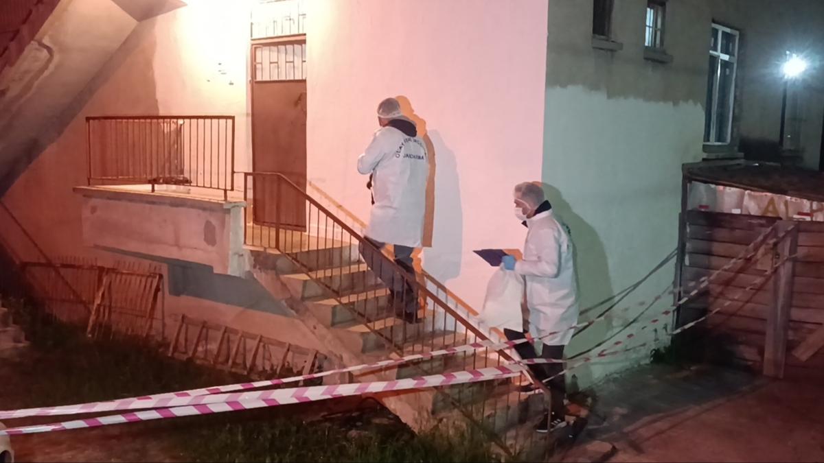 Eve girdiklerinde ac tabloyla karlatlar! Gazi ve ei hayatn kaybetti
