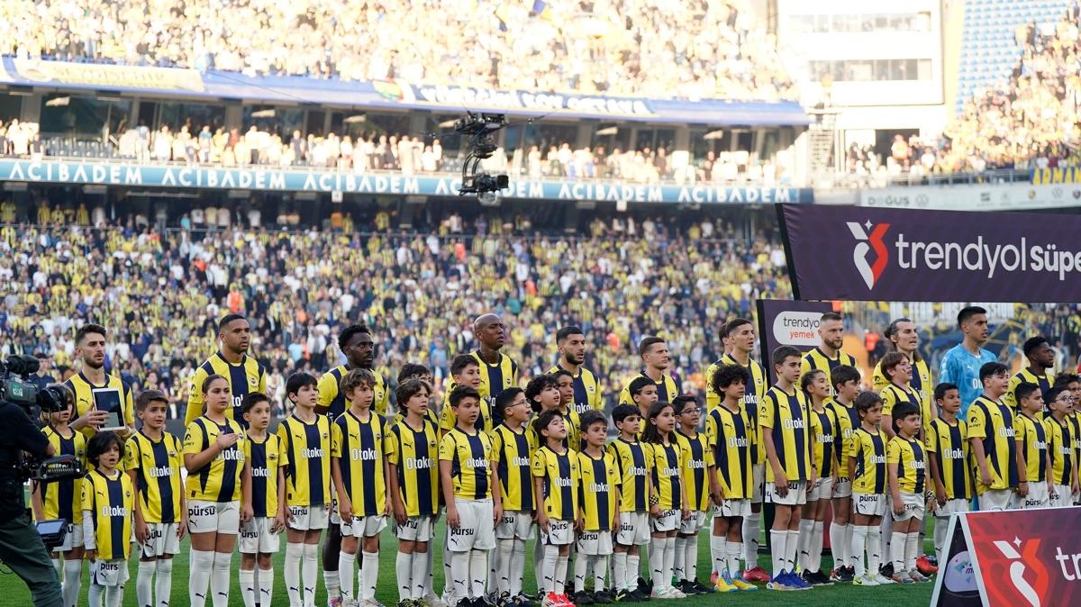 Fenerbahe'ye kt haber! Cezal duruma dt