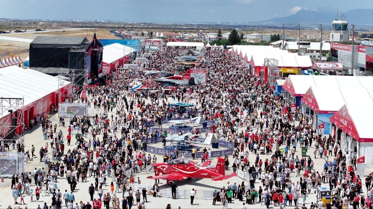 TEKNOFEST KKTC'de son gün yoğunluğu! Girişlerde uzun kuyruklar oluştu