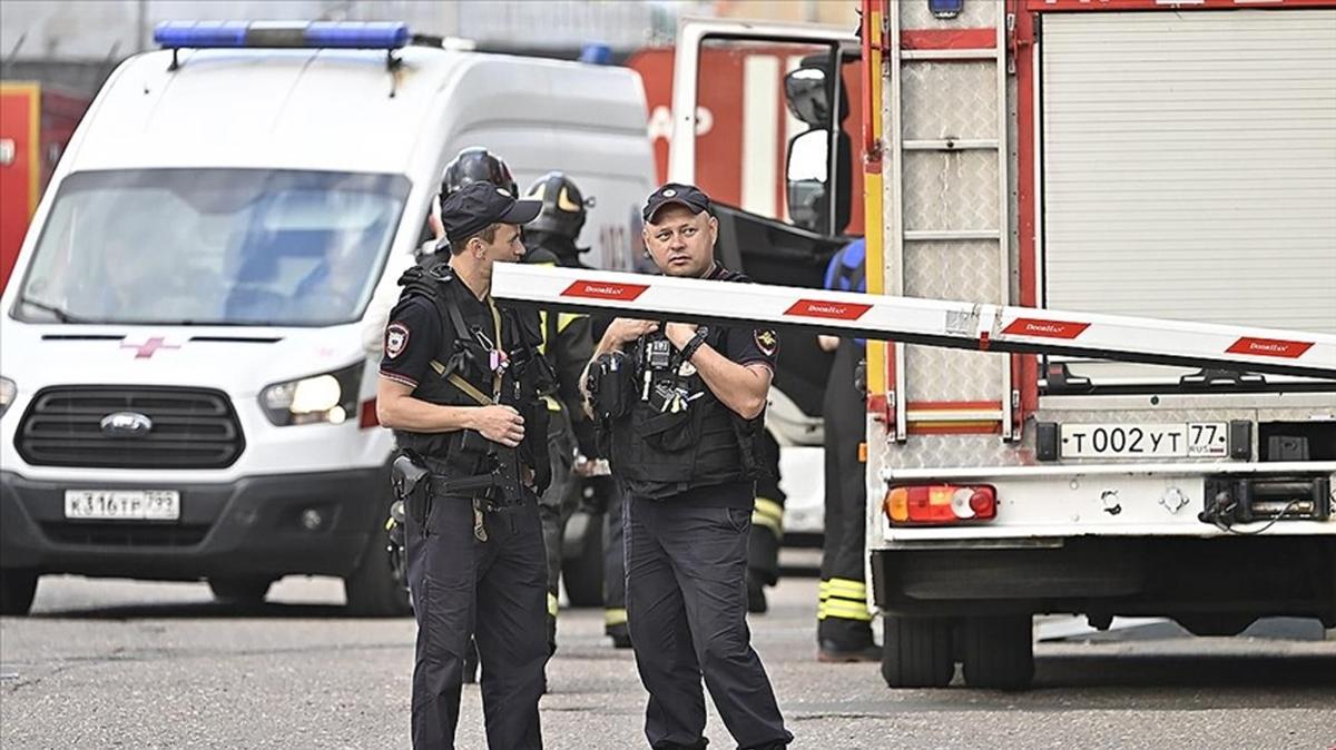 Dastan'da polislere silahl saldr: l ve yarallar var