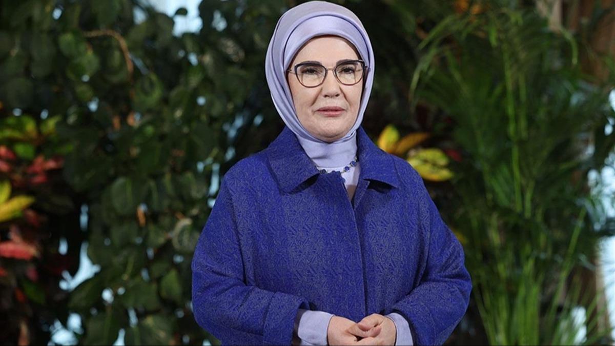 Emine Erdoan ''Dnya Ebeler Gn''n kutlad                                