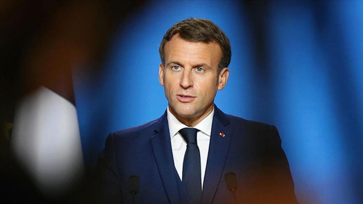Macron'dan 100 milyon avroluk yatrm