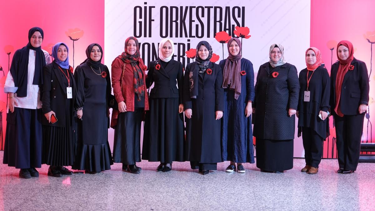 TÜRGEV GİF Orkestrası Lütfi Kırdar'da ayakta alkışlandı