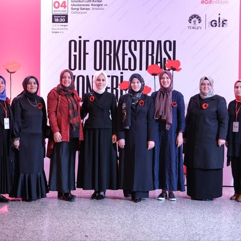TÜRGEV GİF Orkestrası Lütfi Kırdar'da ayakta alkışlandı