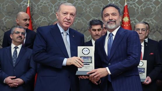 'Yılın Haber Spikeri' Kaan Yakuphan!