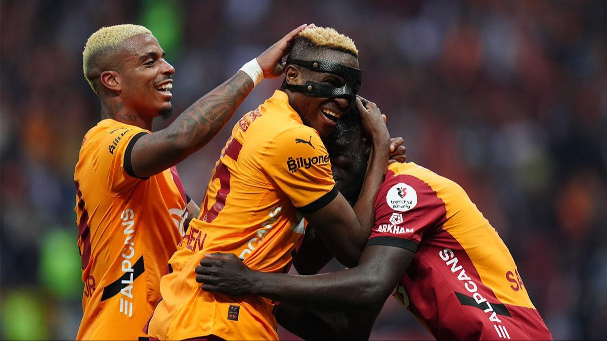 ampiyonluk iin gn sayyor! Galatasaray ifte kupa peinde