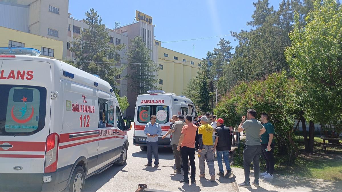 Un fabrikasnda patlama! ok sayda yaral var...