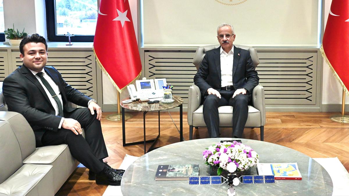 Bakan Uraloğlu, Tiktok Devletlerle İlişkiler ve Kamu Politikaları Bölge Başkanını kabul etti