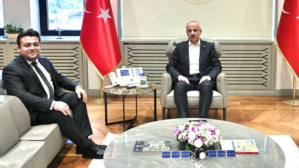 Bakan Uralolu, Tiktok Devletlerle likiler ve Kamu Politikalar Blge Bakann kabul etti 