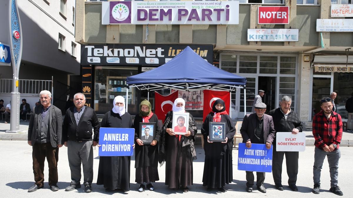 DEM Parti nnde evlat nbeti: ''Olum gel devlete teslim ol'' 