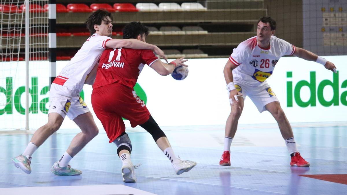 Milliler, Sivas'ta malup oldu
