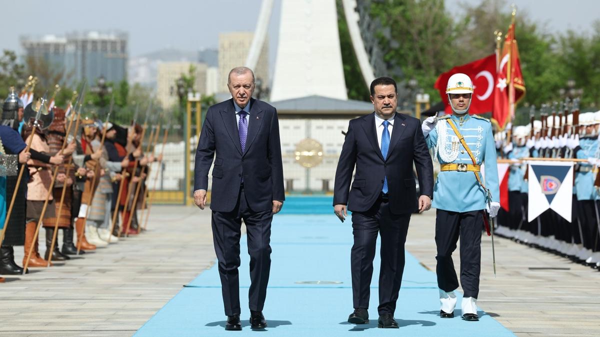 Cumhurbakan Erdoan, Trkiye'ye gelen Irak Babakan iya es-Sudani'yi resmi trenle karlad 