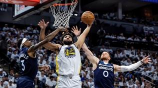 Timberwolves, Warriors'ı yenerek seriyi eşitledi
