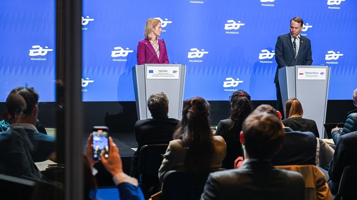 Varova'da dnyaya mesaj: ABD baaramazsa Trkiye var