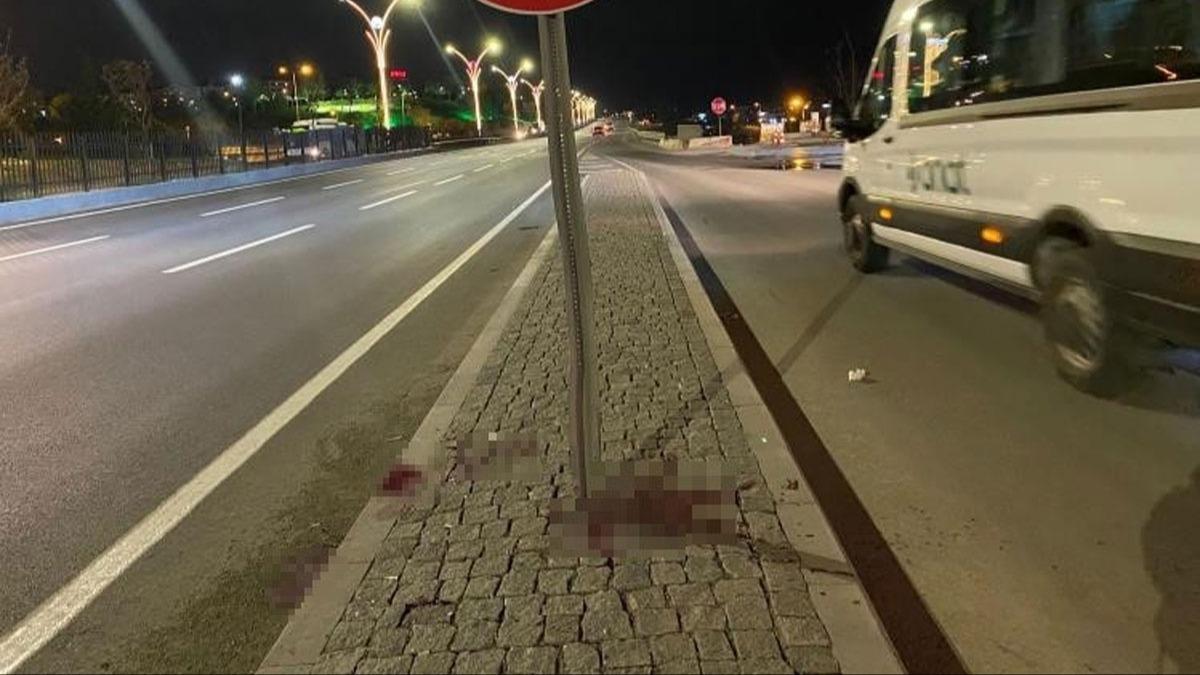Ankara'da trafik levhasna arpan motosikletteki 2 kii ld